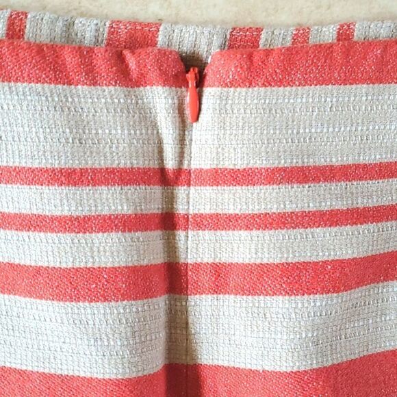 TALBOTS Khaki Striped Skirt - Size 6P - Picture 5 of 7